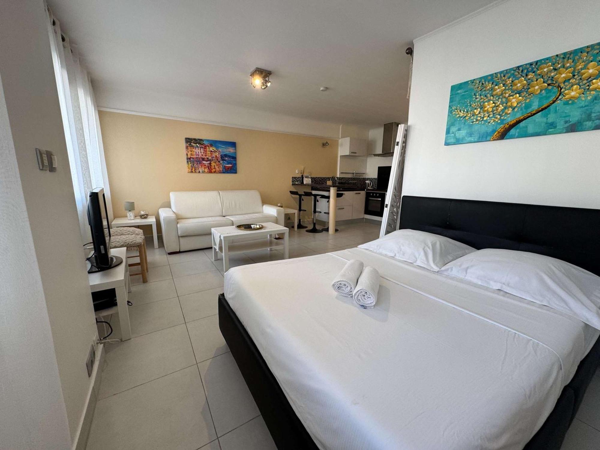 B075-studio Agreable Centre * Cannes
