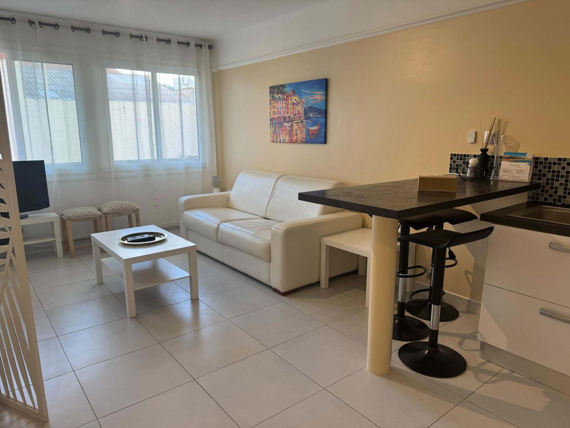 Appartement B075-studio Agreable Centre